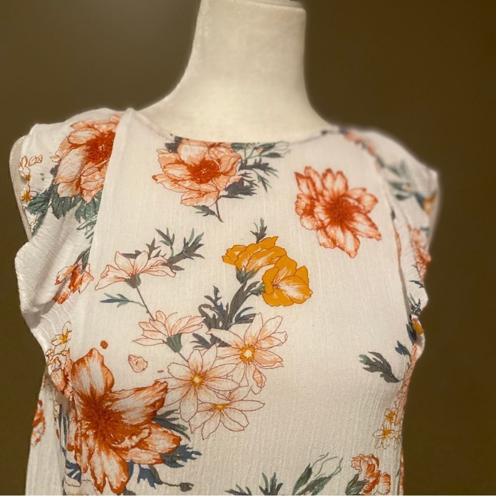 Altar’d State Sleeveless Shirt - Picture 3 of 11